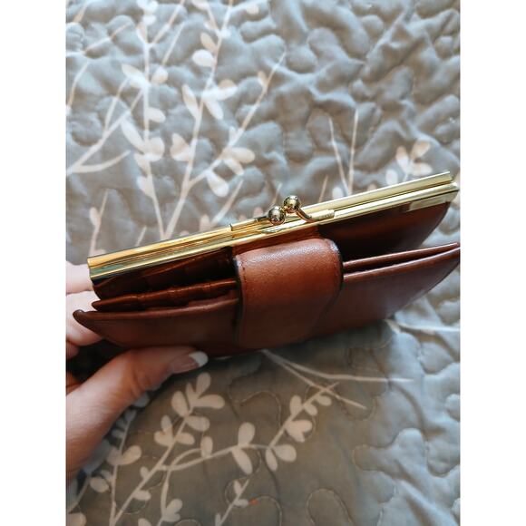 Burton Women's wallet Genuine leather - Picture 9 of 9